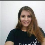 Docente responsable con paciencia en el proceso de enseñanza-aprendizaje